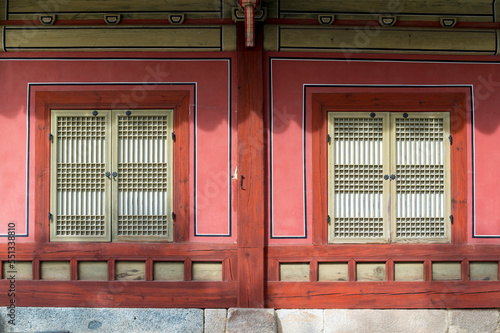 Obraz na płótnie Architectural detail - Korean Tradition Wooden Window, decoration brick wall from ancient korean house in Seoul, South Korea w salonie