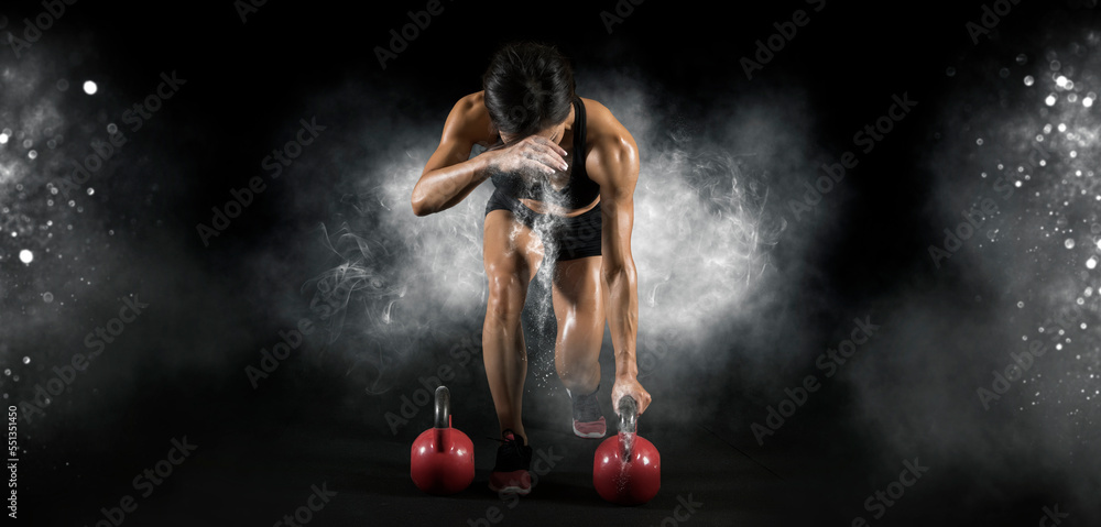 Muscular woman workout with kettlebell - obrazy, fototapety, plakaty 