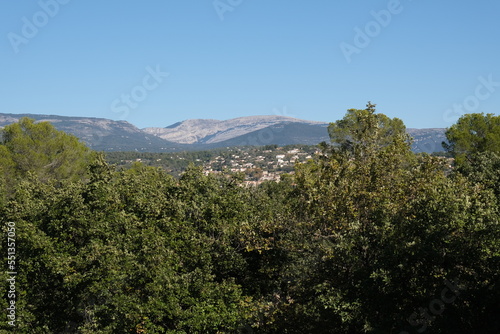 Obraz na płótnie Vue village perché canton de fayence w salonie