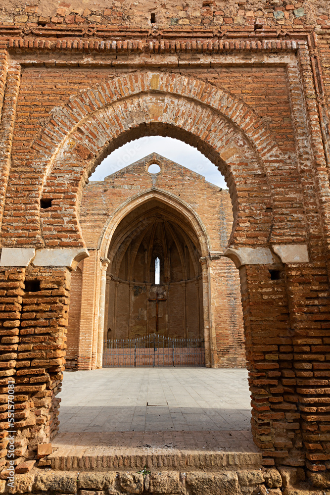 Fototapeta premium Iglesia de San Martín en Niebla, Huelva.