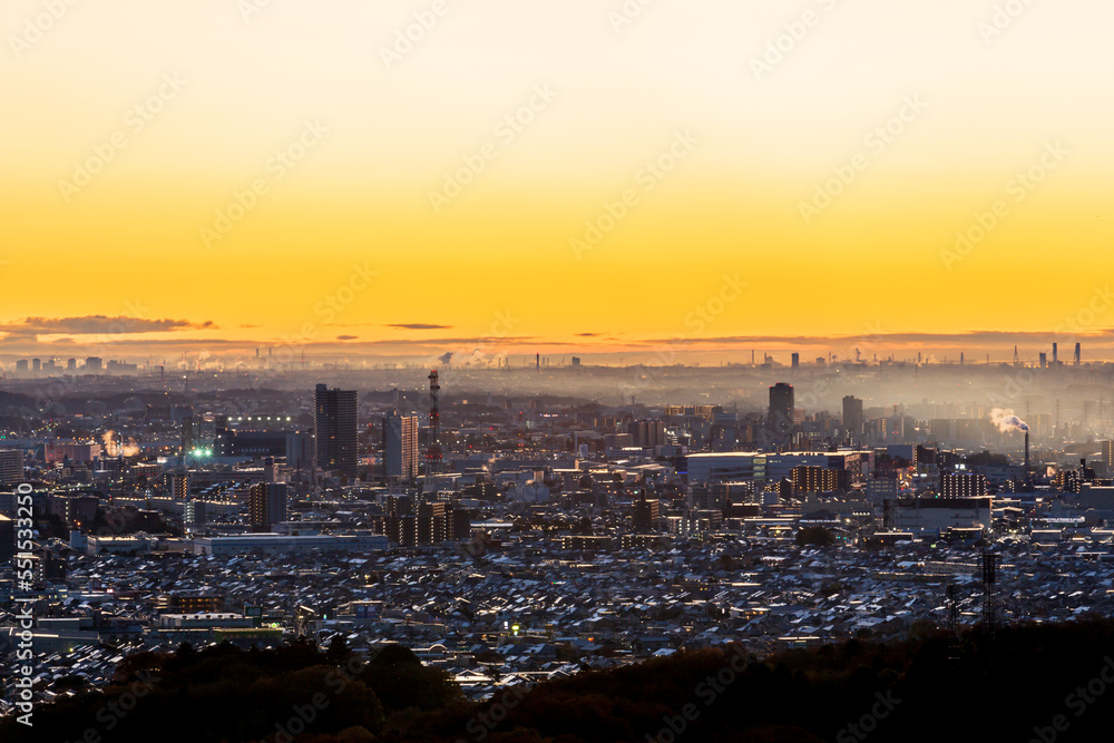 相模原市龍籠山展望台から関東平野の夜明け