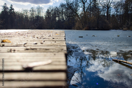 Winterlicher Steg - Halb Halb