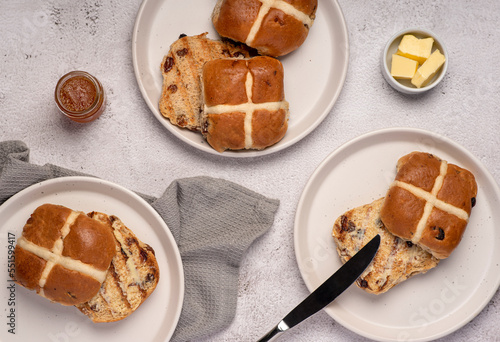 Food photography of hot cross bun, raisin, butter, english, symbol, bread, pastry photo