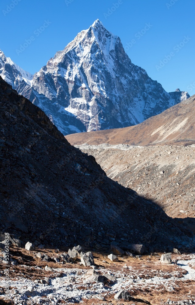 Mount Arakam Tse, way to Everest base camp