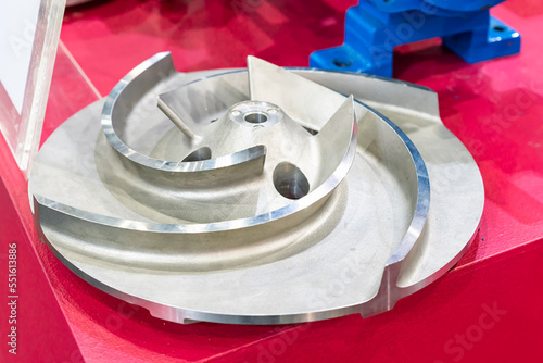 Metal casting iron semi open impeller component for centrifugal industrial pump for transferring fluid liquid