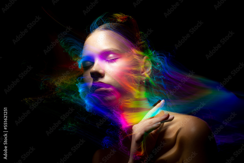 Fototapeta premium lightpainting portrait, new art direction, long exposure photo without photoshop, light drawing at long exposure