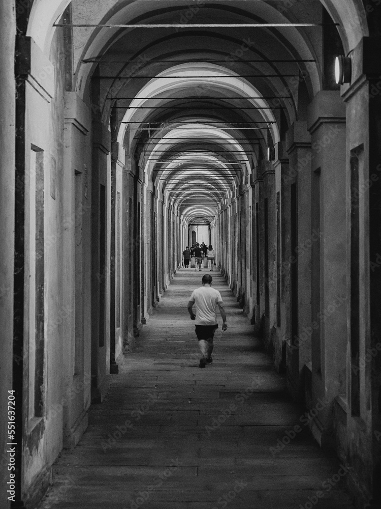 Notturna del portico per andare al santuario di San Luca a Bologna