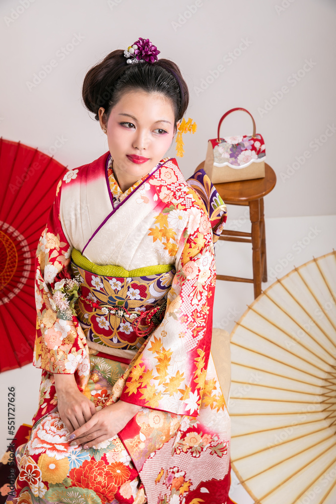 振袖を着た女性　kimono