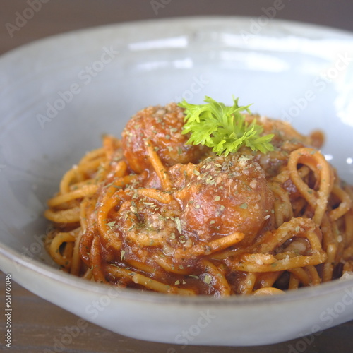 spaghetti with meatballs (ID: 551760045)