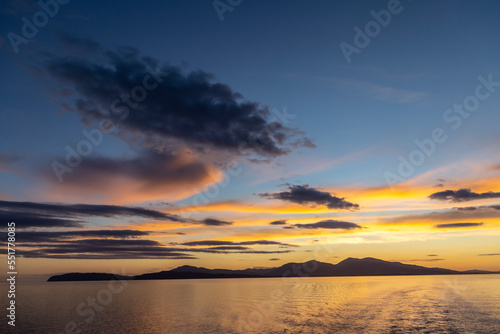 Obraz na płótnie sunset on the isle of mull, scotland w salonie