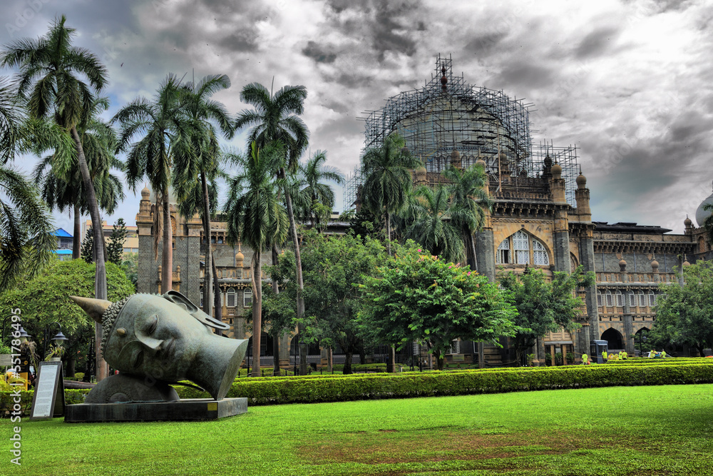View of the main monuments and tourist spots of Mumbai (India). Colaba ...