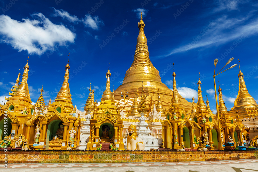 Fototapeta premium Myanmar famous sacred place and tourist attraction landmark - Shwedagon Paya pagoda. Yangon, Myanmar