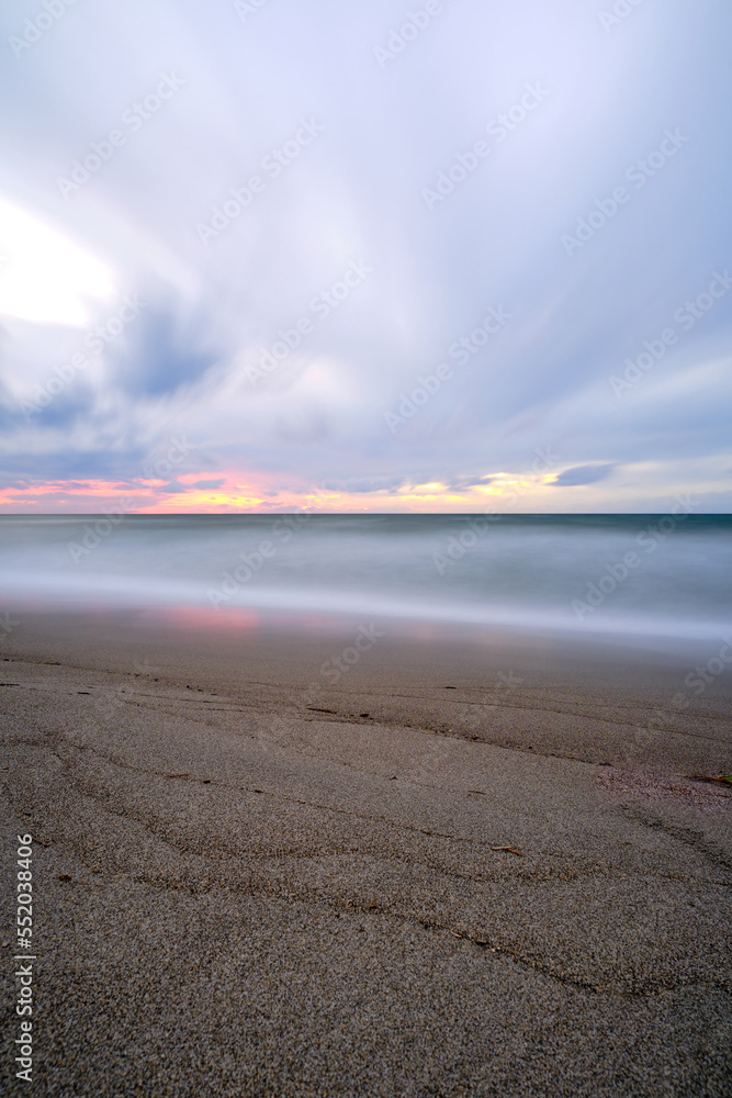 Quiet beach, Dec 3rd, 2022 Quiet beach, Dec 3rd, 2022