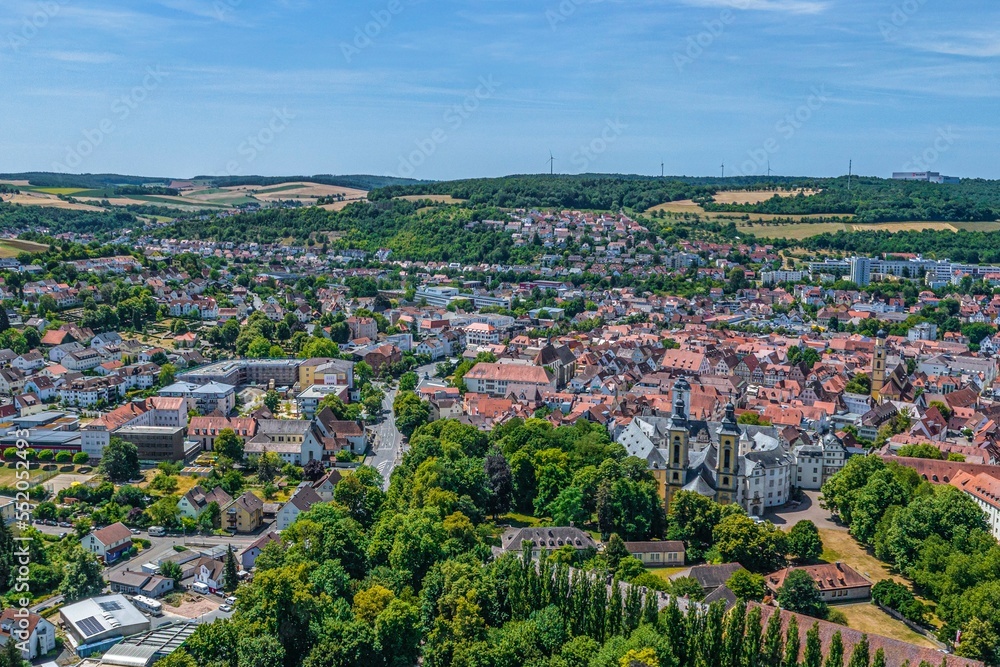 Die Kurstadt Bad Mergentheim rund um den Schlosspark im Luftbild