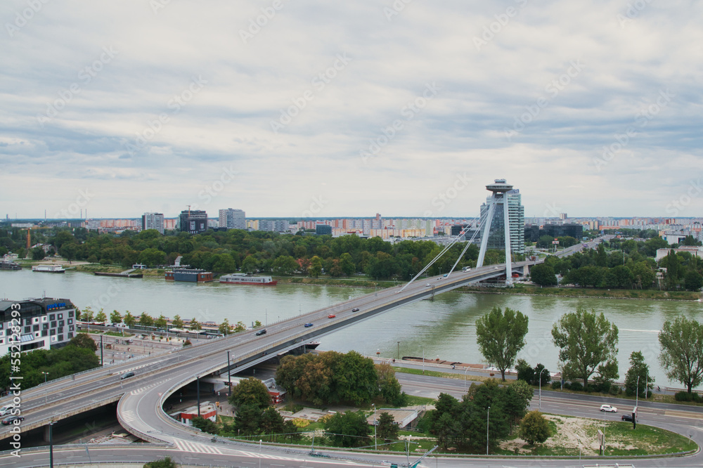 Puente nuevo de Bratislava