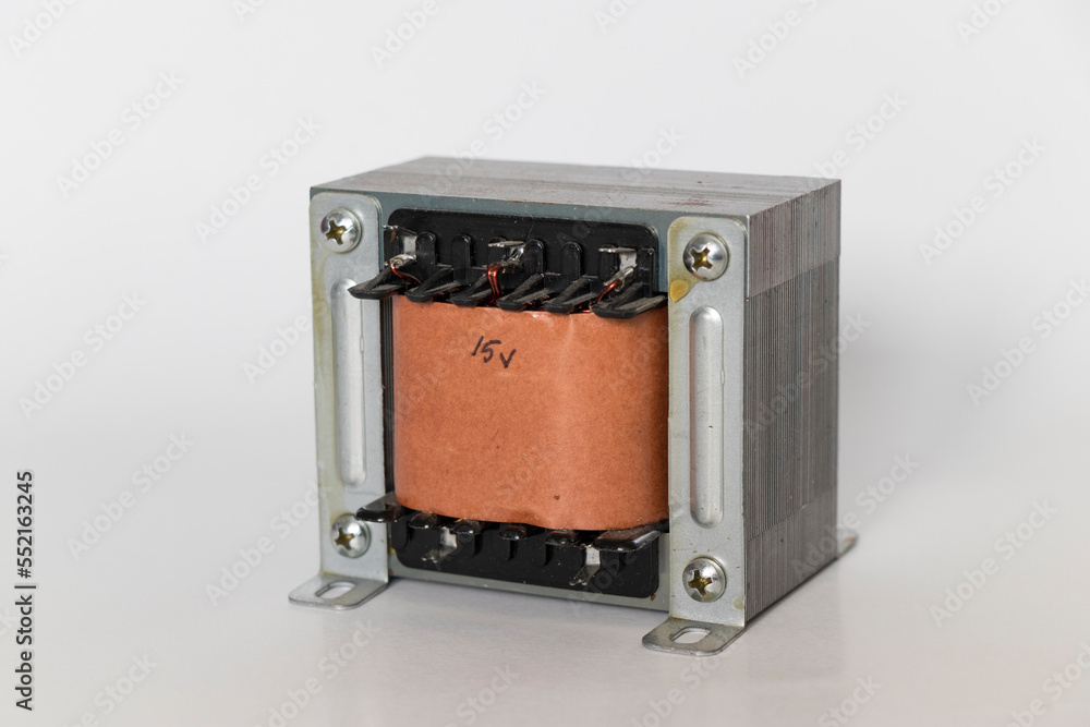 Obraz premium square metal frame transformer with copper windings