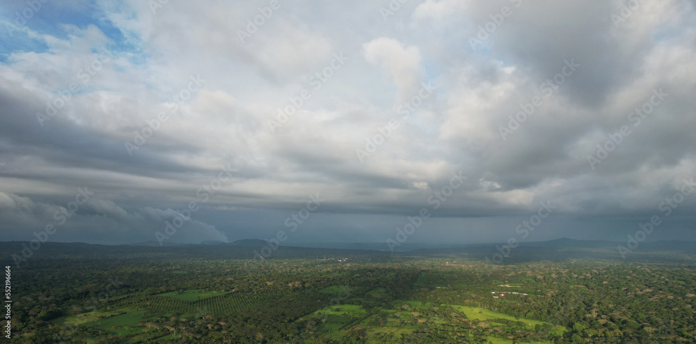 Obraz premium Nicaragua landscape with volcano crater