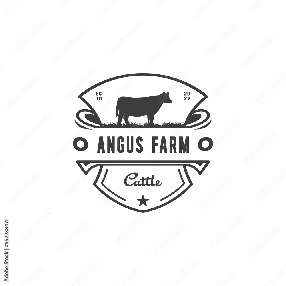 Obraz premium the angus cattle emblem label vector logo design illustration