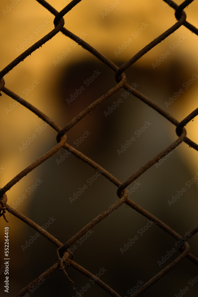 Fototapeta premium brown rusty wire fence abstract textured background
