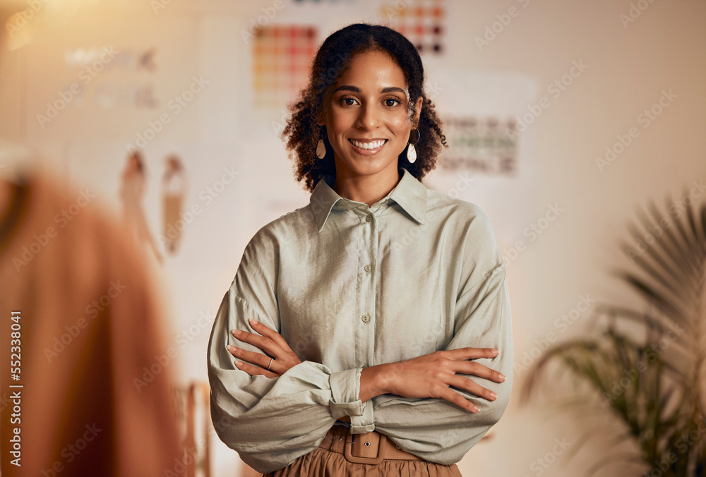 © Beaunitta V W/peopleimages.com - Fashion industry, black woman and designer portrait of clothing tailor with business vision. Smile, startup and small business entrepreneur with happiness and business growth feeling working success © Beaunitta V W/peopleimages.com - Fashion industry, black woman and designer portrait of clothing tailor with business vision. Smile, startup and small business entrepreneur with happiness and business growth feeling working success