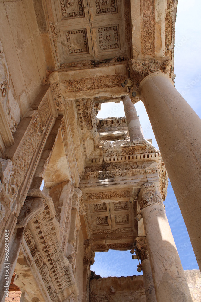 Fototapeta premium Part of the ancient Roman Library of Celsus in Ephesus, in Selcuk, Western Turkey. It was built in 117 B. C. One of the seven antique world wonders, the Temple of Artemis, was located in Ephesus.