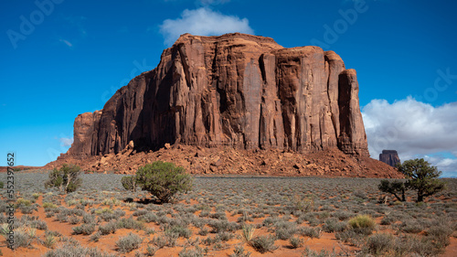 Large Butte Monument Valley © Frank