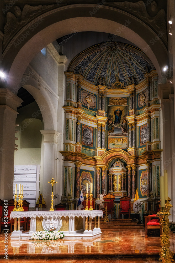Fototapeta premium Church interior view of the Cathedral Basilica Metropolitana in the old quarter of Panama