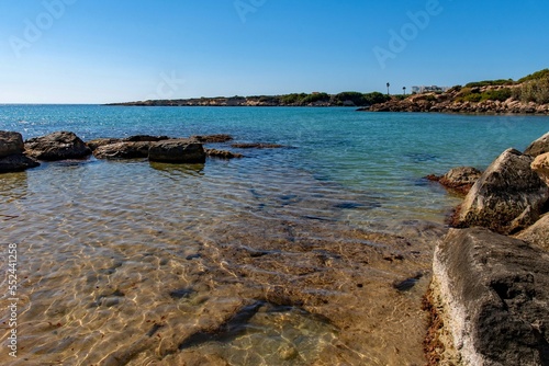 Der Strand von Corallia in Pegeia auf Zypern 