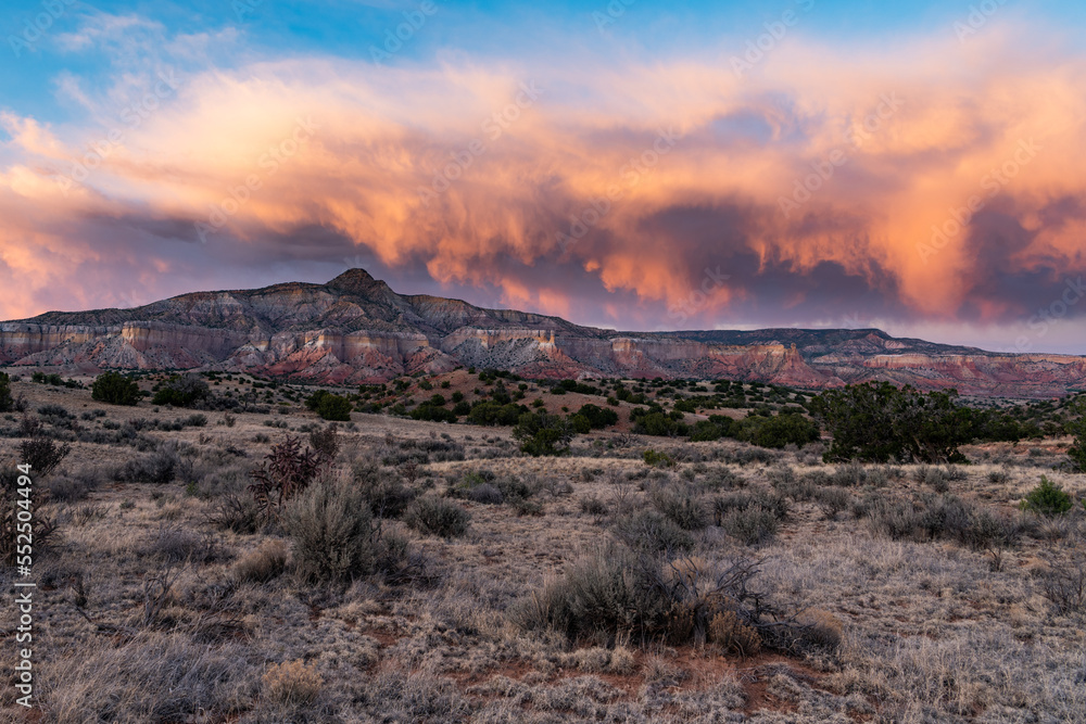 Spectacular sunset over the peaks and cliffs of Ghost Ranch, New Mexico
