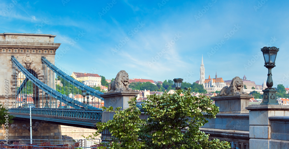 Hungarian landmark, Budapest Chain Bridge morning view.
