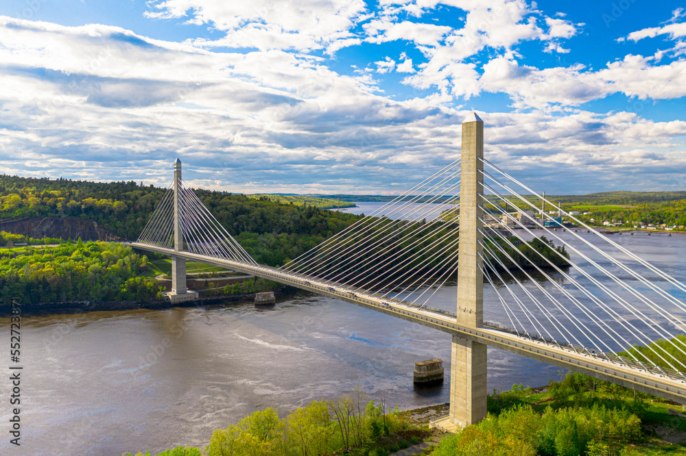 Fototapeta premium Modern Bridge