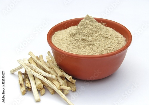 Asparagus racemosus or shatavari roots powder in a bowl 