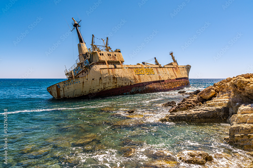 Edro III Shipwreck - 
 Pegeia, in der Nähe von Paphos - Cyprus