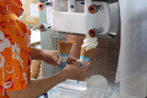 Fotografía Ice-cream in the making
