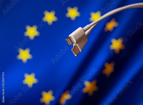 usb-c and lightning cables