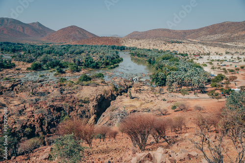 Epischer Panoramablick auf die Epupafälle vom Viewpoint aus - extrem hochaufgelöst und detailreich photo