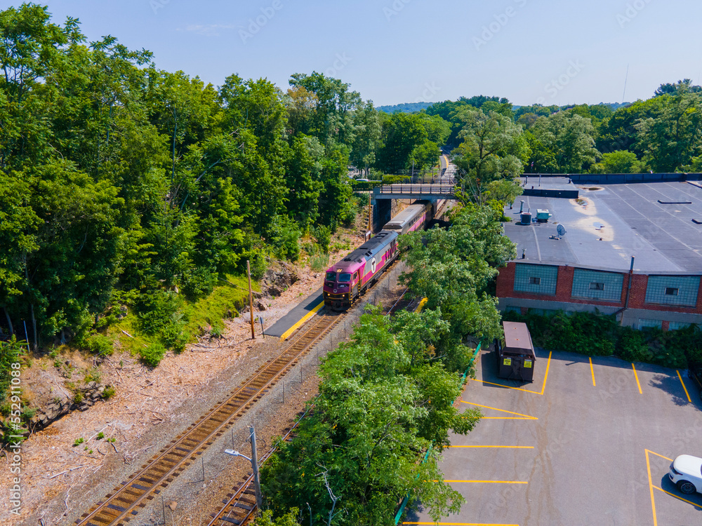 MBTA Commuter Rail 2033 MPI HSP46 leaving from Wellesley