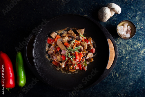 Traditional meat dish with mushrooms and peppers, Orman Kebabı