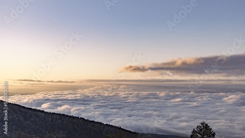 sea of clouds timelapse from the mountain in Nagano, Japan 2