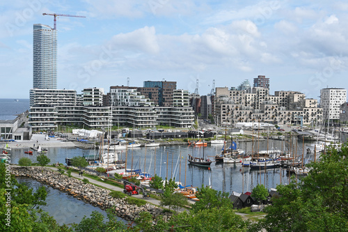 Moderne Wohnbebauung im Yachthafen von Aarhus in Dänemark