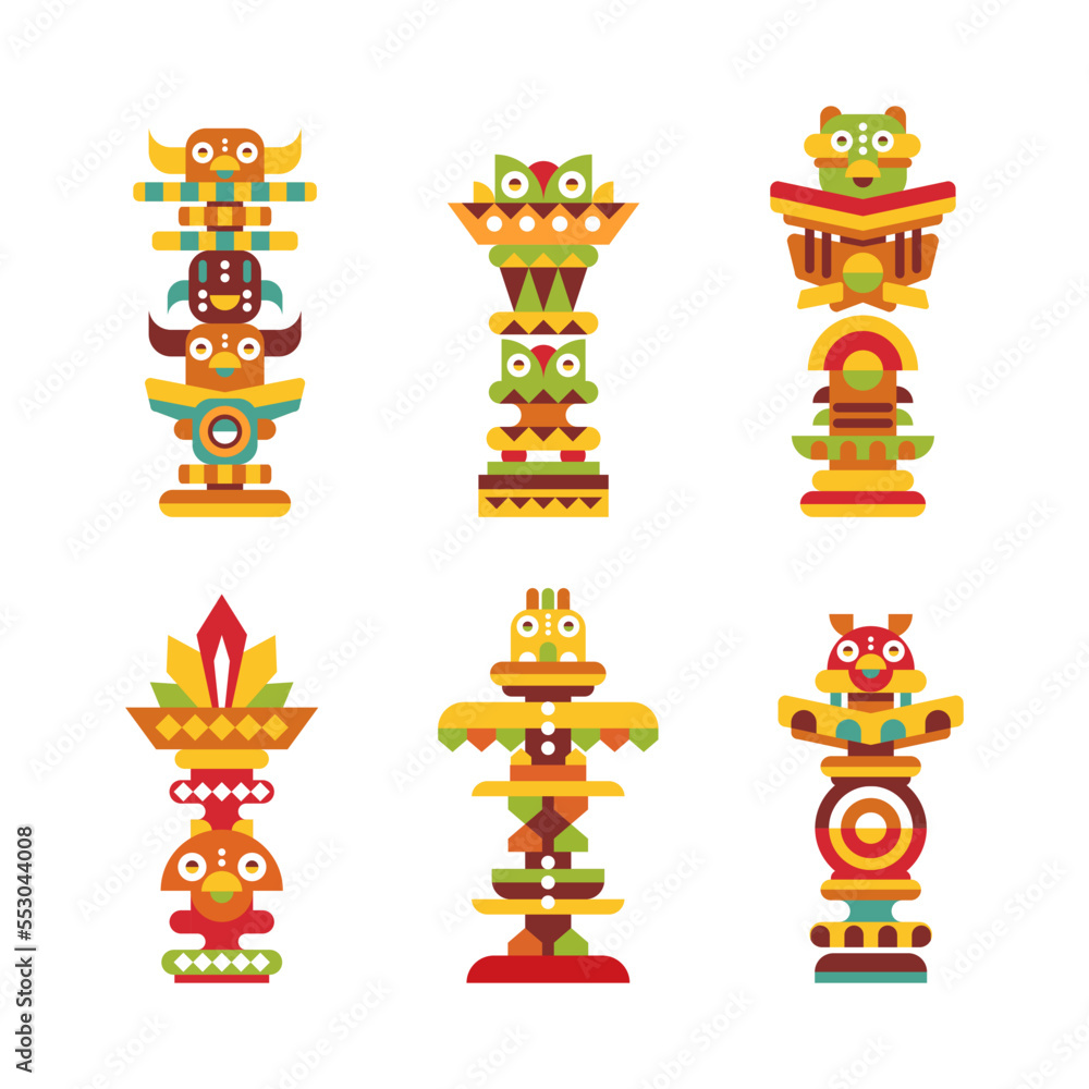 Fototapeta premium Totem Pole as Monumental Carving with Figures Vector Set