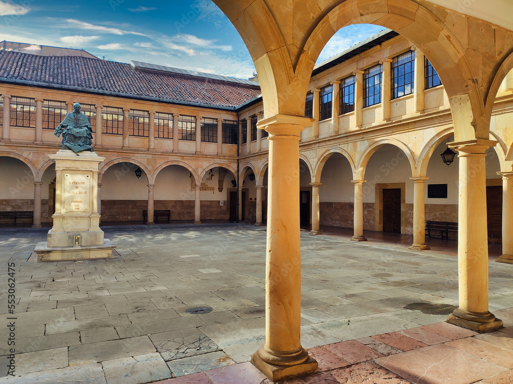 Courtyard and statue of Fernando de Valdes Salas. Oviedo University. Oviedo, Asturias, Spain, Europe