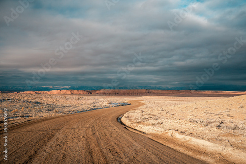 Dirt Road © Max Exodus