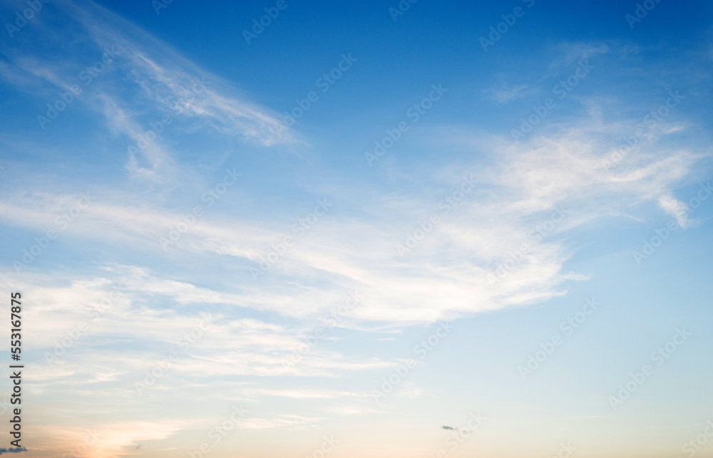 Obraz premium Sky and clouds at sunset