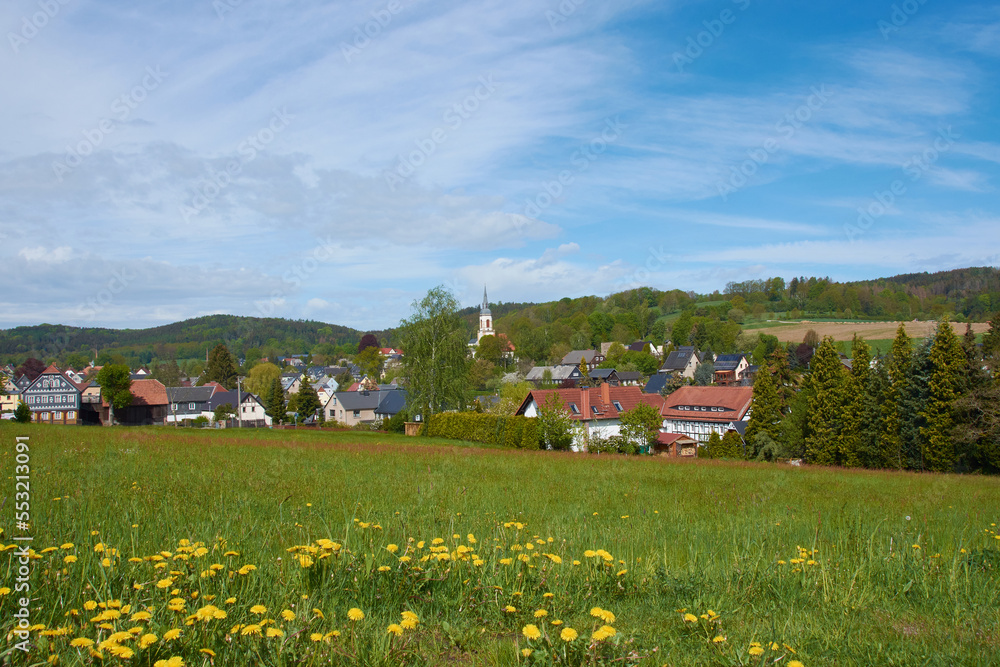 Blick auf Wehrsdorf in der Oberlausitz im Frühjahr Blick auf Wehrsdorf in der Oberlausitz im Frühjahr