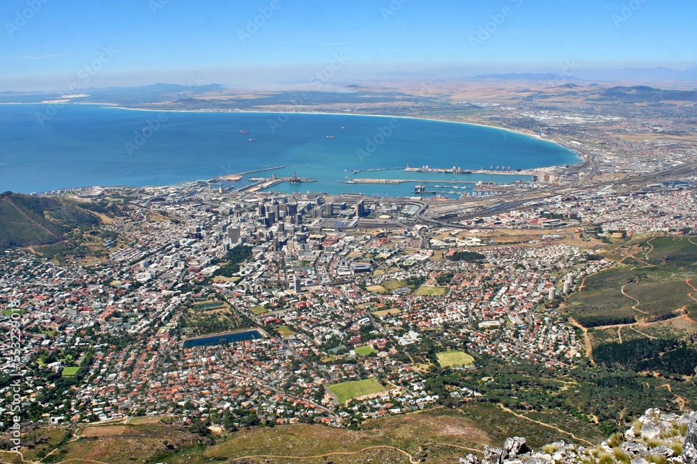 Blick auf Tafelbucht vor Kapstadt