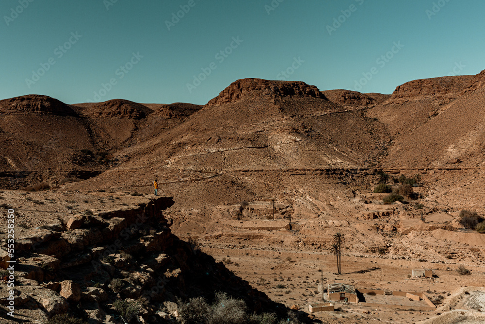 Paysage du désert tunisien dans le vallée de Matmata Paysage du désert tunisien dans le vallée de Matmata