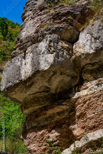 Geological formations at Bo...