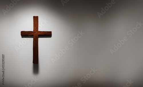 Leinwand Poster Realistic illustration of the Christian cross indoors, generative ai
