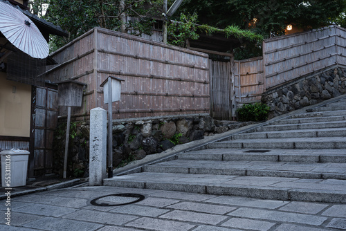 Wallpaper Mural 早朝の古都京都二年坂 Torontodigital.ca